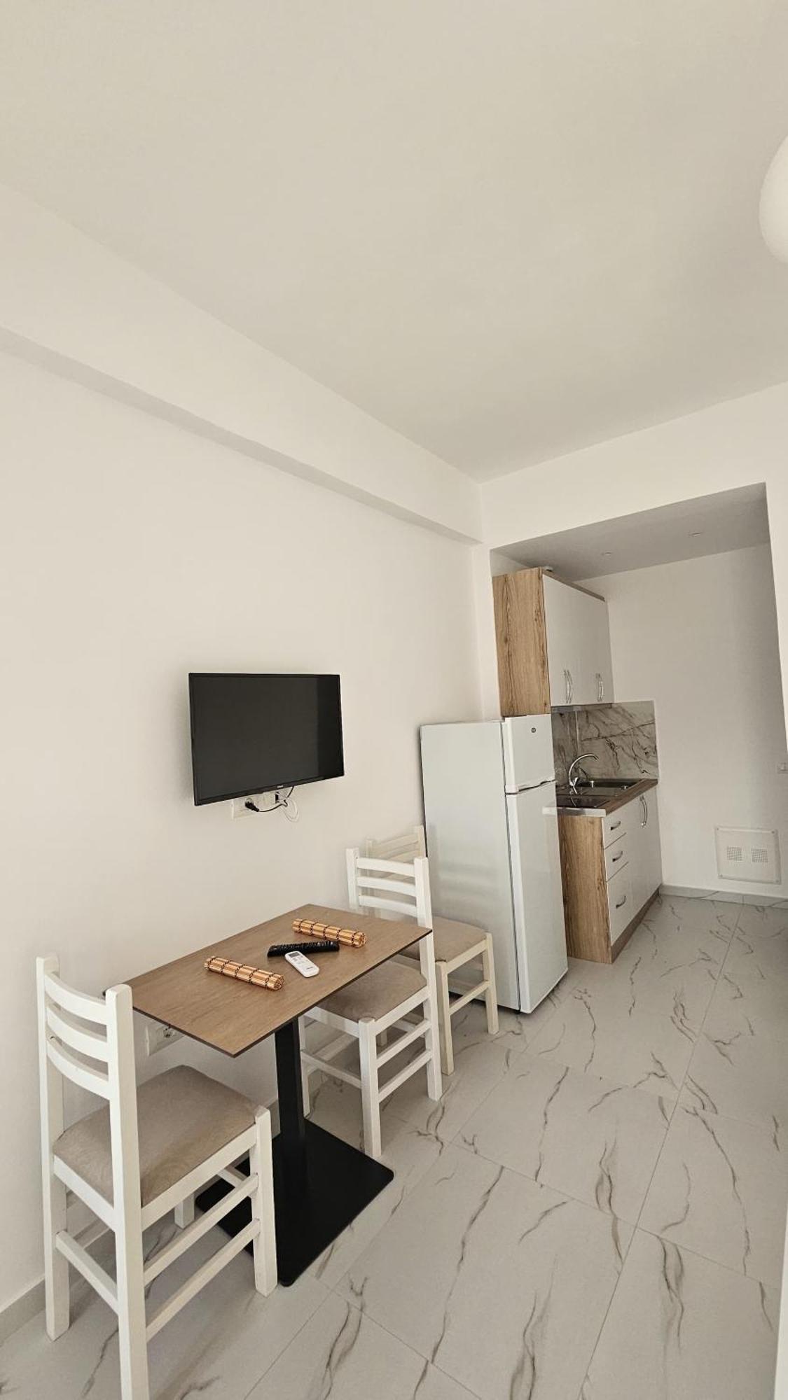 Vlorë Vila Roan מראה חיצוני תמונה